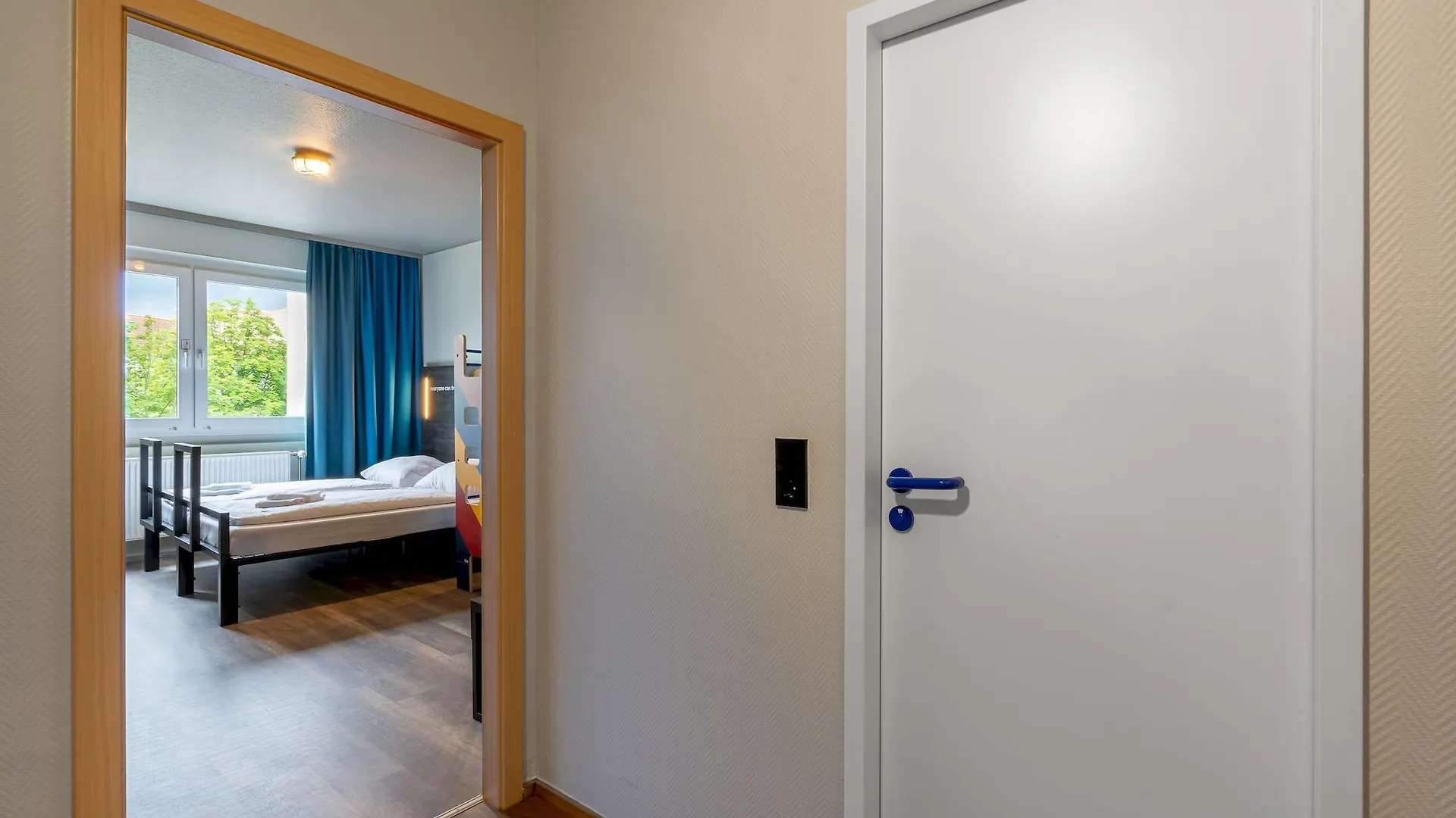 Auberge de jeunesse A&O Berlin Kolumbus 0*,